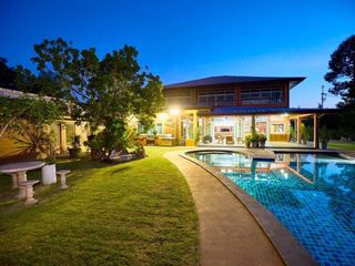 Villa en venta de 6 habitaciones en Bang Lamung, Chonburi