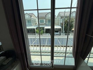 À vendre 3 chambres maison à Bang Phli, Samut Prakan