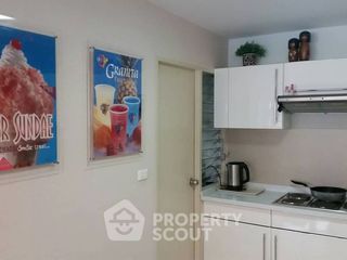 Condo en venta de 2 habitaciones en Yan Nawa, Bangkok