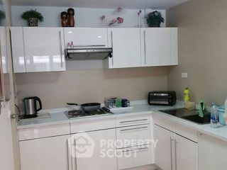 Condo en venta de 2 habitaciones en Yan Nawa, Bangkok
