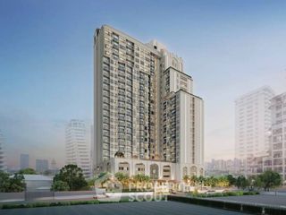 For sale 3 bedrooms condo in Watthana, Bangkok