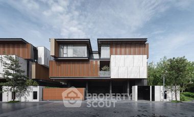 Haus zum Kauf mit 5 Zimmer in Bang Sue, Bangkok