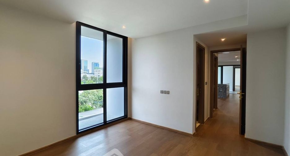 For sale 2 ベッドルーム condo in Khlong Toei, Bangkok