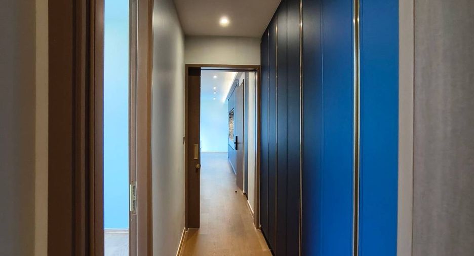 For sale 2 ベッドルーム condo in Khlong Toei, Bangkok