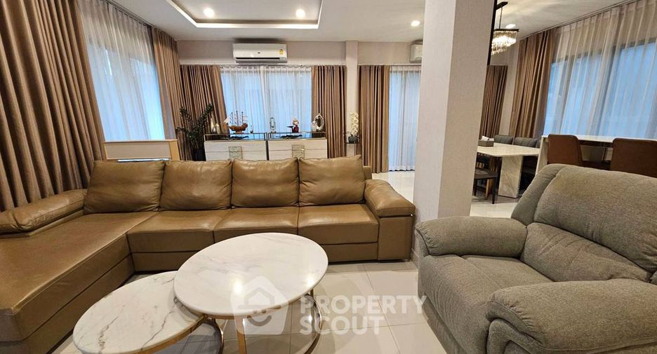 À vendre 3 chambres maison à Saphan Sung, Bangkok