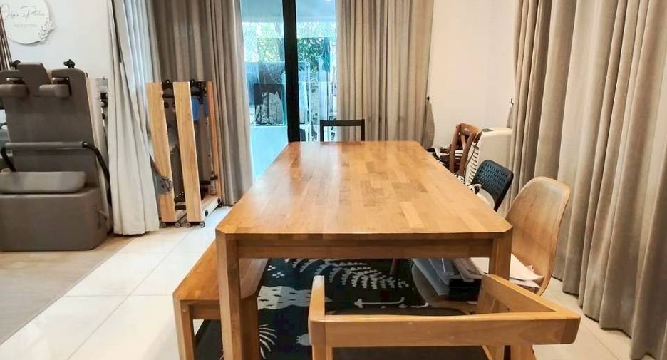 À vendre 4 chambres maison à Bang Khun Thian, Bangkok