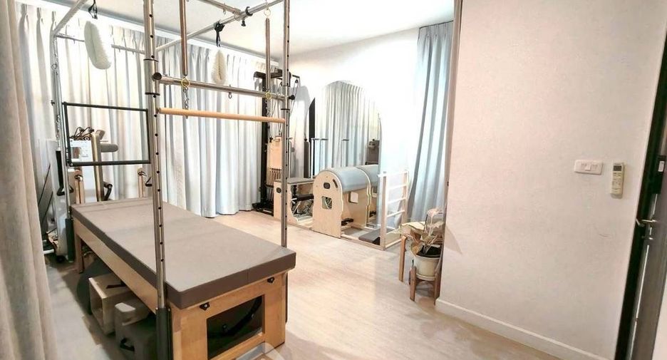 À vendre 4 chambres maison à Bang Khun Thian, Bangkok