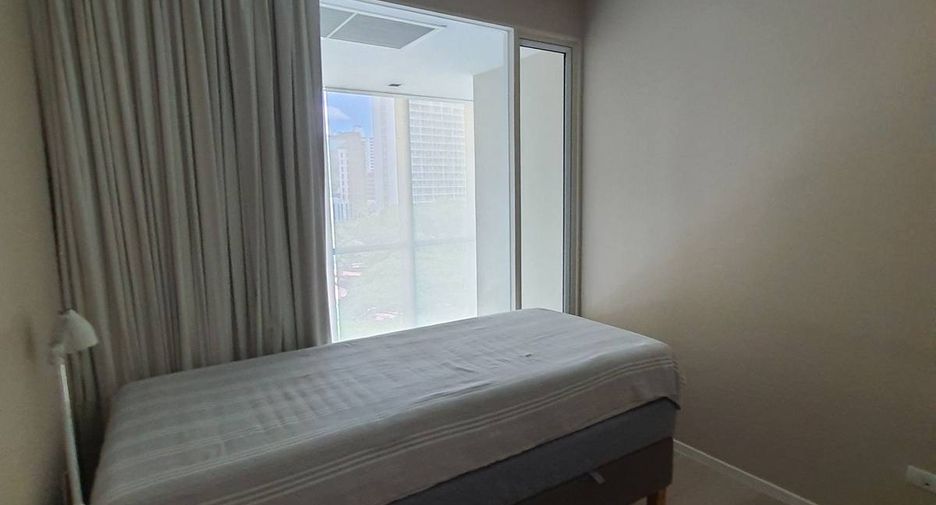 For rent そして for sale 2 ベッドルーム condo in Watthana, Bangkok