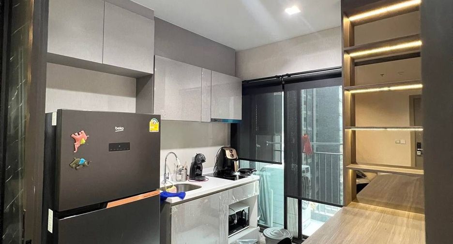 Condo en alquiler y en venta de 1 habitaciones en Huai Khwang, Bangkok