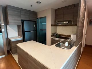 Condo en venta de 2 habitaciones en Huai Khwang, Bangkok