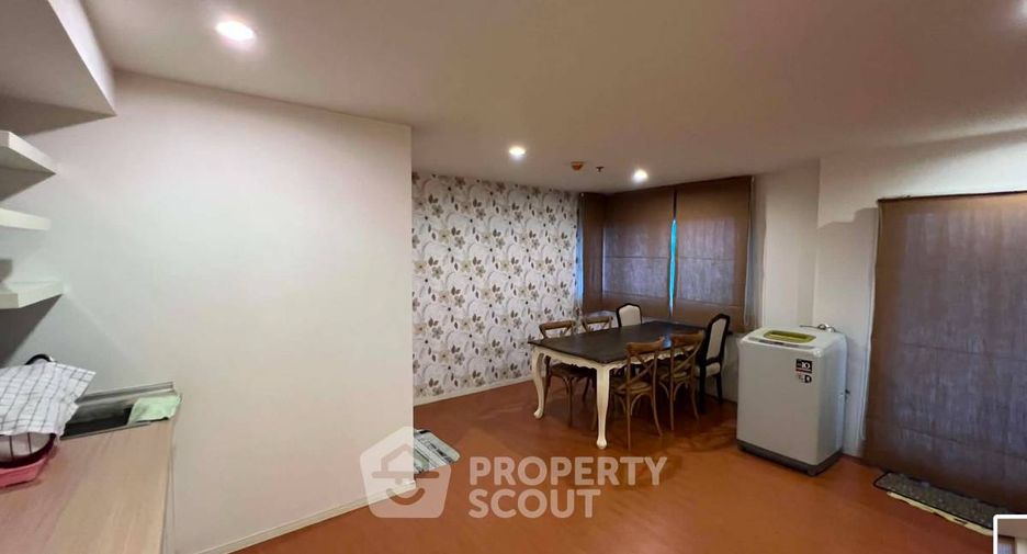 For sale 2 ベッドルーム condo in Bang Lamung, Chonburi