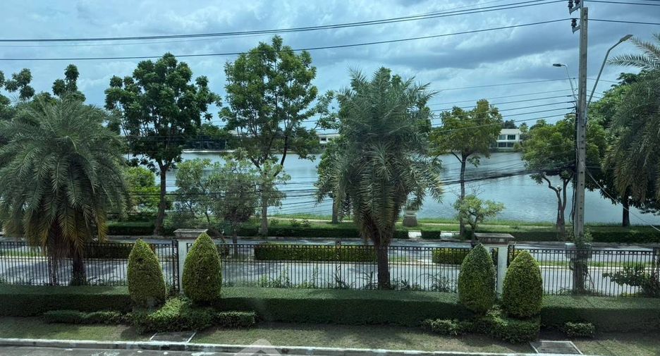 出售 4 卧室 独立屋 在 Lat Krabang, 曼谷