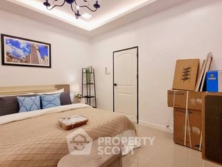Casa adosada en venta de 3 habitaciones en Bang Lamung, Chonburi