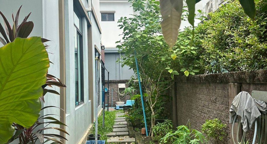 出售 3 卧室 独立屋 在 Bang Phli, Samut Prakan