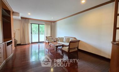 Condo en venta de 3 habitaciones en Yan Nawa, Bangkok