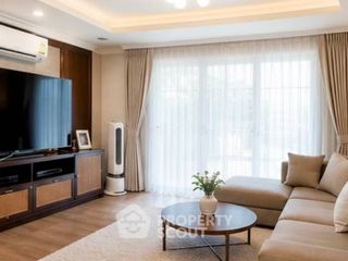 À vendre 3 chambres maison à Bang Khun Thian, Bangkok