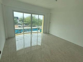 Продажа 1 кровать дом в Mueang Chon Buri, Чонбури
