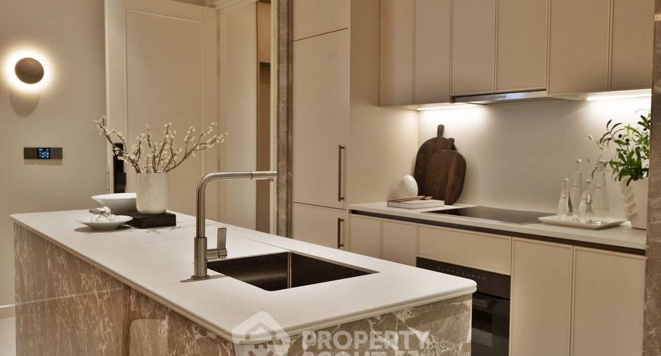 Condo en venta de 3 habitaciones en Khlong Toei, Bangkok