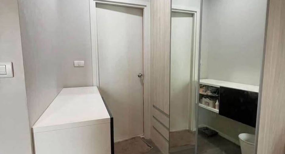 For sale 1 Beds condo in Bang Sue, Bangkok