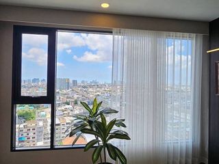 Condo en venta de 2 habitaciones en Bangkok Noi, Bangkok