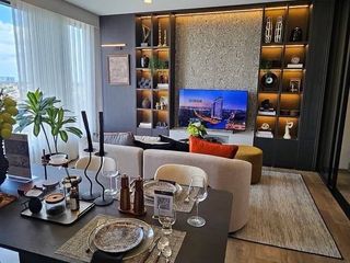 Condo en venta de 2 habitaciones en Bangkok Noi, Bangkok
