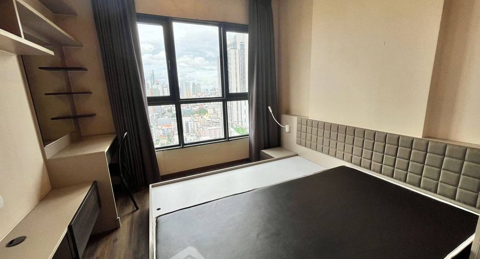Wohnung zum Kauf mit 2 Zimmer in Khlong San, Bangkok