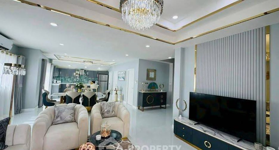 For sale 4 bedrooms house in Bang Lamung, Chonburi