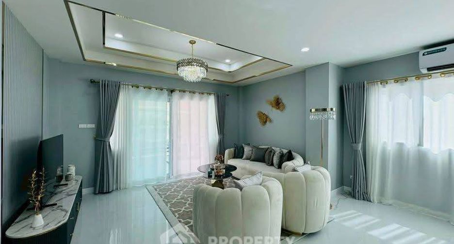 For sale 4 bedrooms house in Bang Lamung, Chonburi