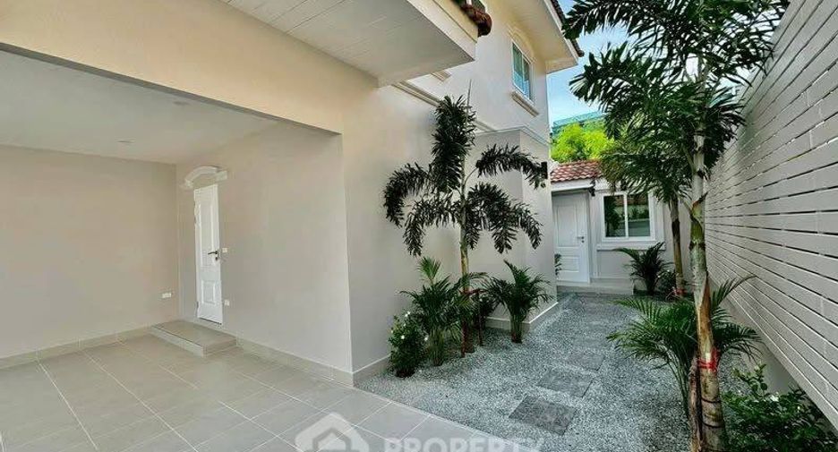 For sale 4 bedrooms house in Bang Lamung, Chonburi
