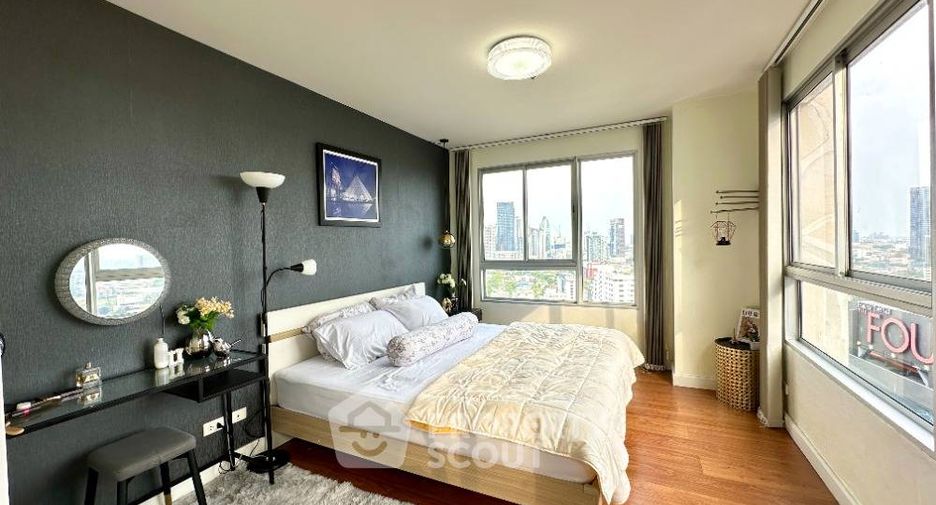 For sale 1 bed condo in Khlong Toei, Bangkok
