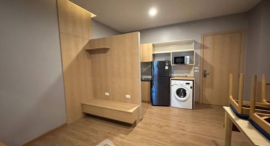 For sale 2 bedrooms condo in Si Racha, Chonburi