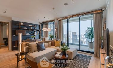 For sale 3 bedrooms condo in Khlong Toei, Bangkok