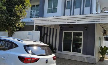 À vendre 2 chambres maison à Lat Krabang, Bangkok