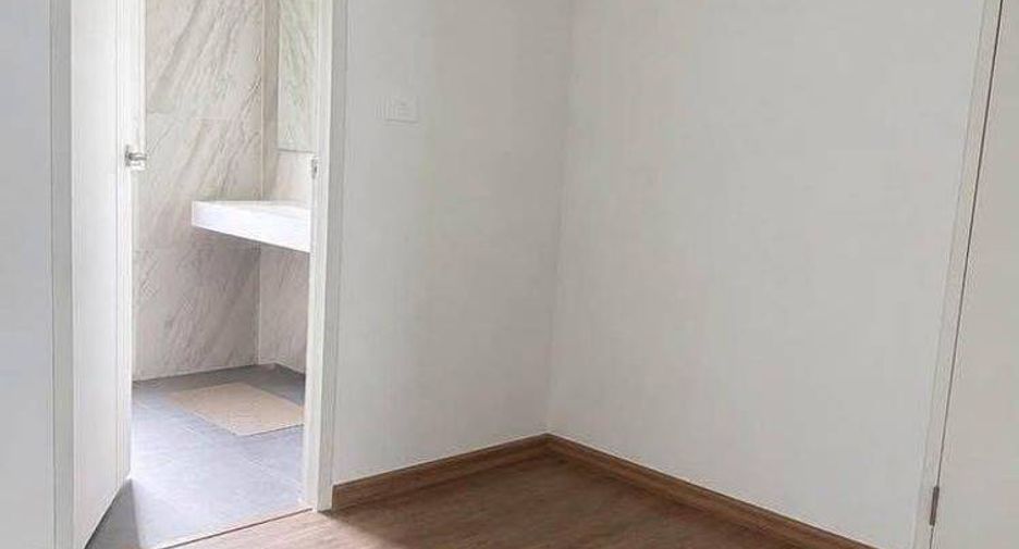 For sale 3 bedrooms townhouse in Bang Kapi, Bangkok