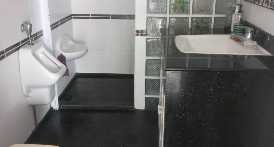 À vendre 2 chambres condo à Bang Lamung, Chonburi