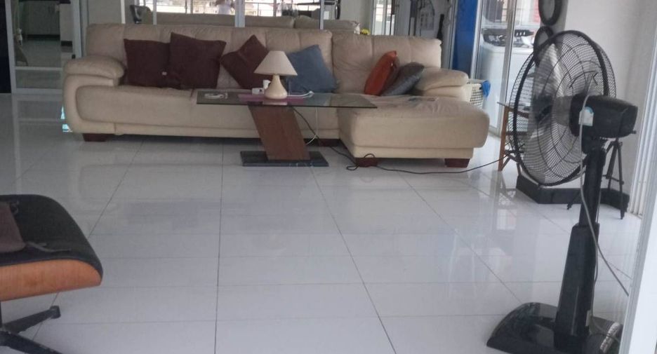 À vendre 2 chambres condo à Bang Lamung, Chonburi
