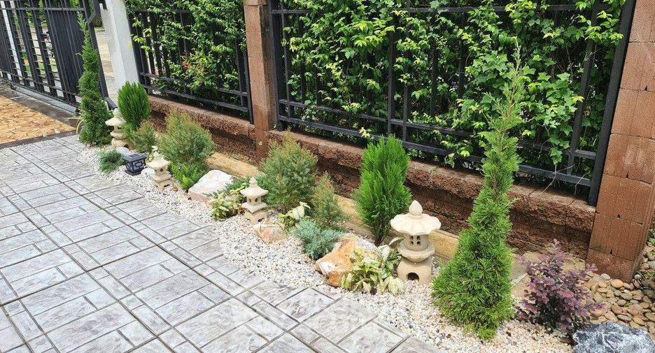 For rent and for sale 4 bedrooms house in Thung Khru, Bangkok
