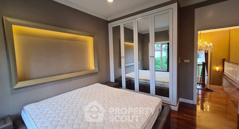 For rent and for sale 4 bedrooms house in Thung Khru, Bangkok
