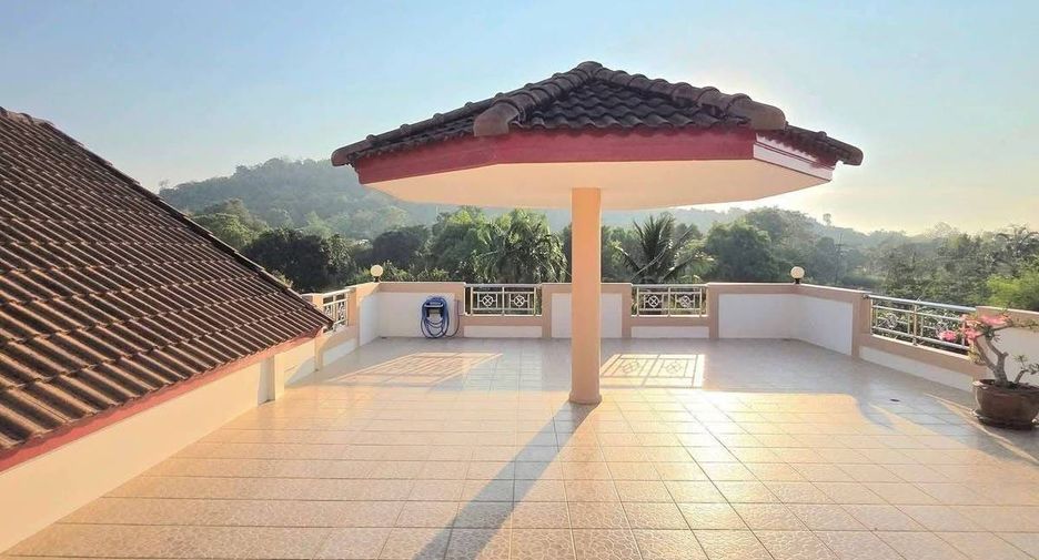 Villa zum Kauf mit 3 Zimmer in Bang Saray, Pattaya