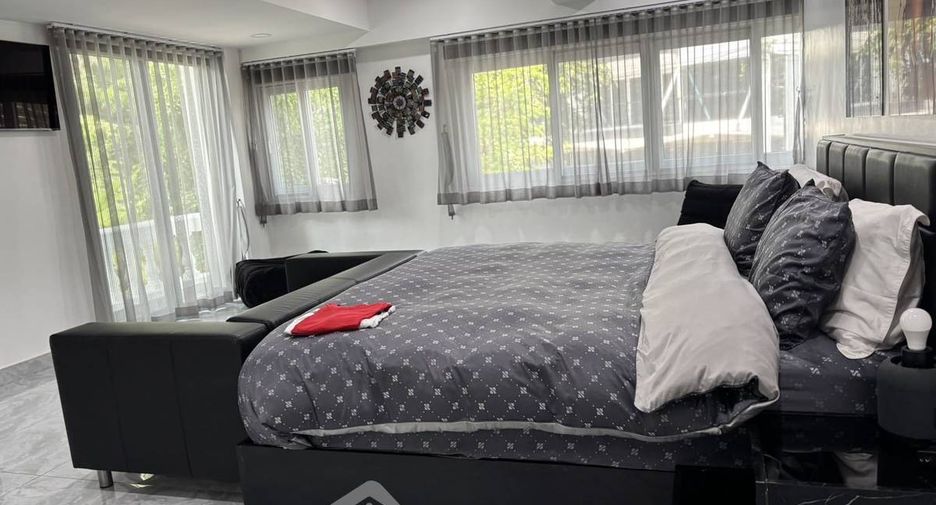 For sale 2 ベッドルーム condo in Bang Lamung, Chonburi