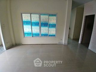 出售 3 卧室 独立屋 在 Khlong Sam Wa, 曼谷