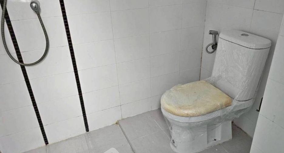 À vendre 3 chambres maison à Bang Khun Thian, Bangkok