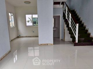 À vendre 3 chambres maison à Bang Khun Thian, Bangkok