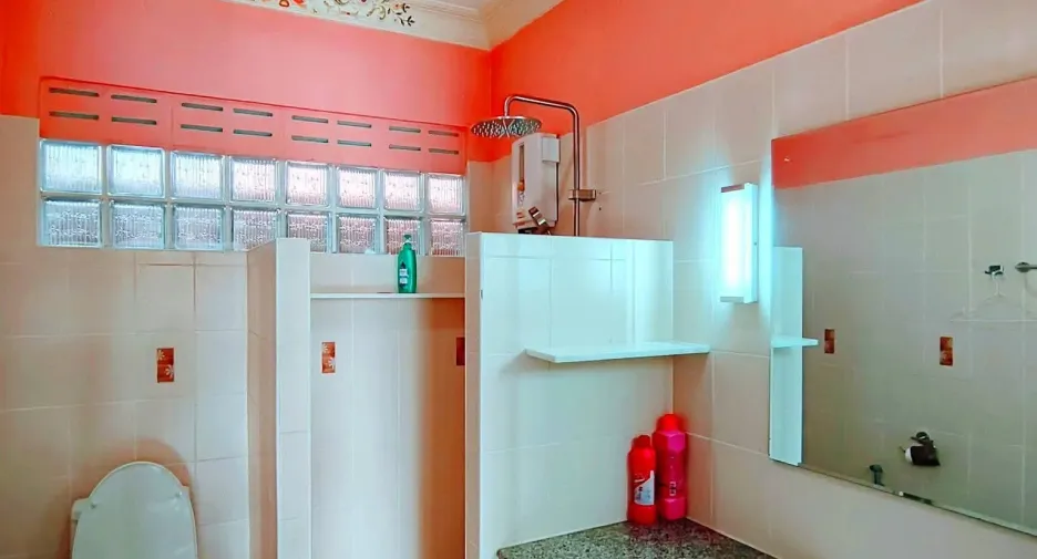 For rent 2 bedrooms house in Mueang Phuket, Phuket