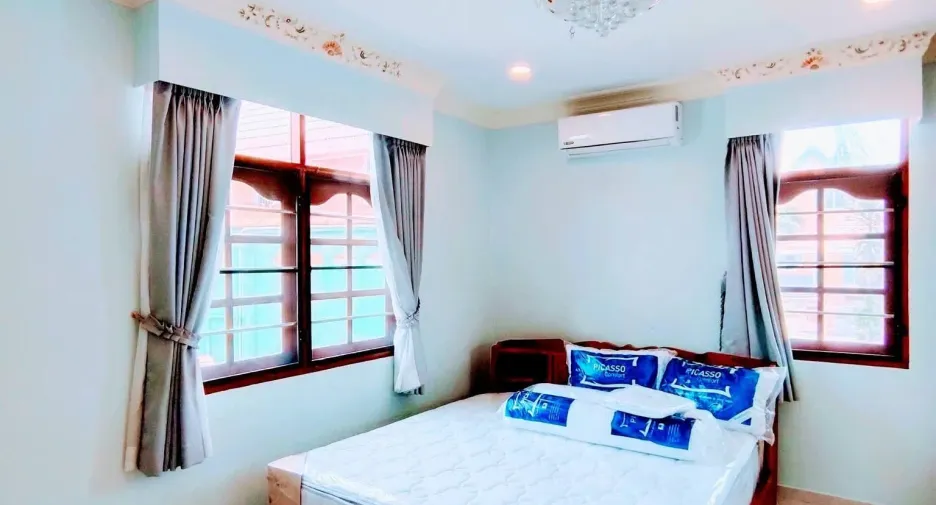 For rent 2 bedrooms house in Mueang Phuket, Phuket