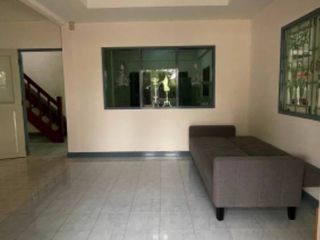 Casa en venta de 4 habitaciones en Bang Khen, Bangkok