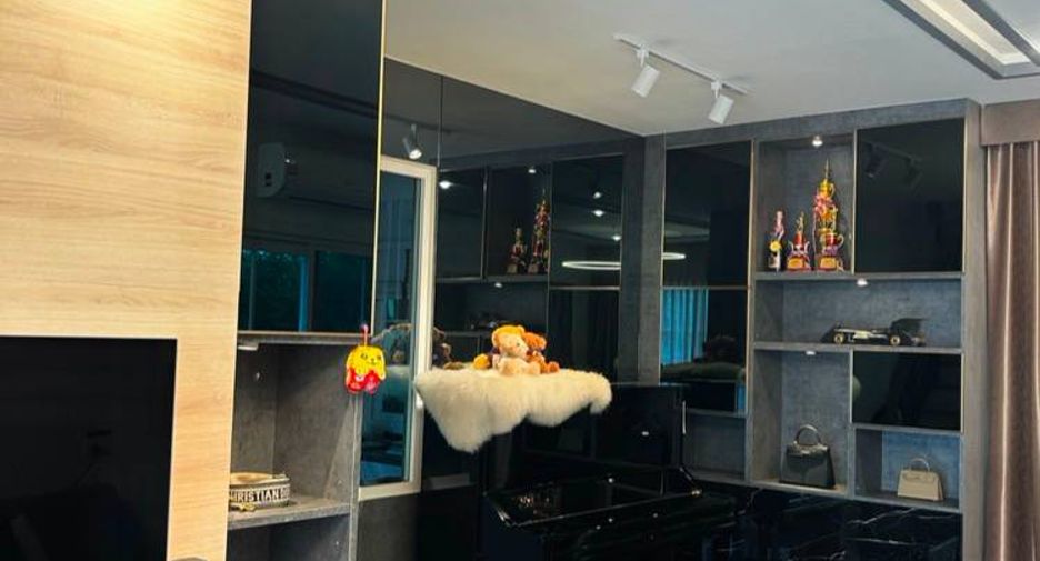 For sale 3 bedrooms house in Bueng Kum, Bangkok