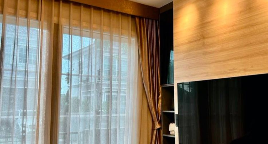 For sale 3 bedrooms house in Bueng Kum, Bangkok