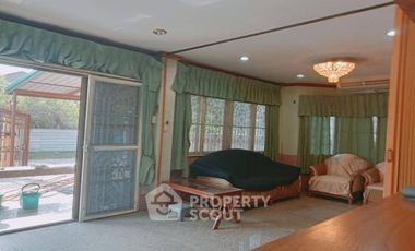 À vendre 3 chambres maison à Bang Khae, Bangkok