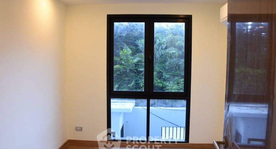 Condo en venta de 3 habitaciones en Prawet, Bangkok